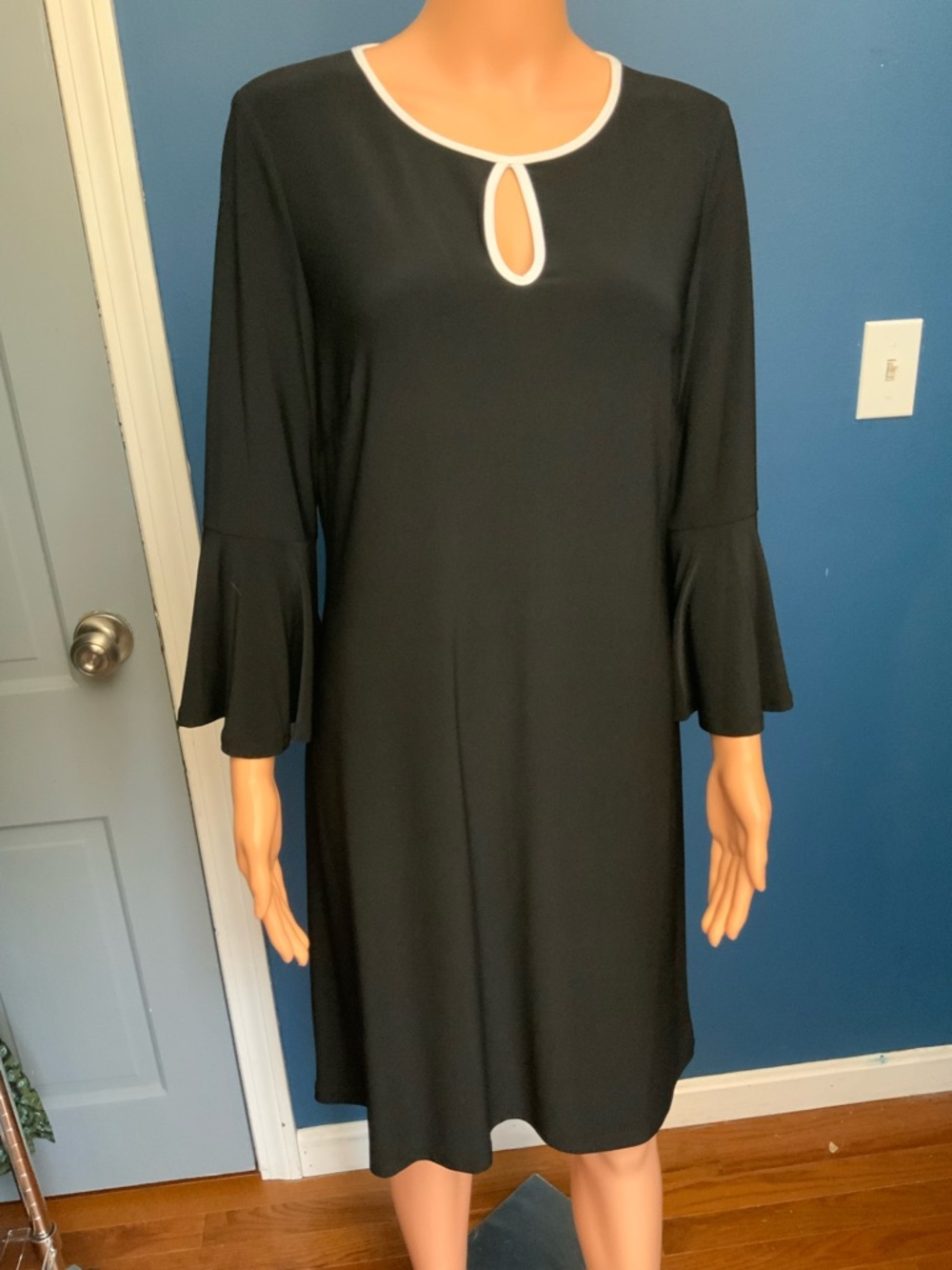 Tommy Hilfiger Black Shift Dress with White Trim and Keyhole